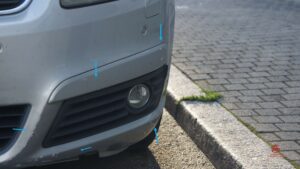 Stossfaenger-vorne-links